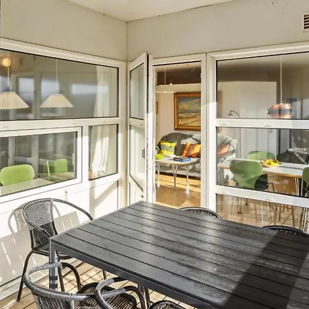 2 Bedroom Gorgeous In Appartement Fanø