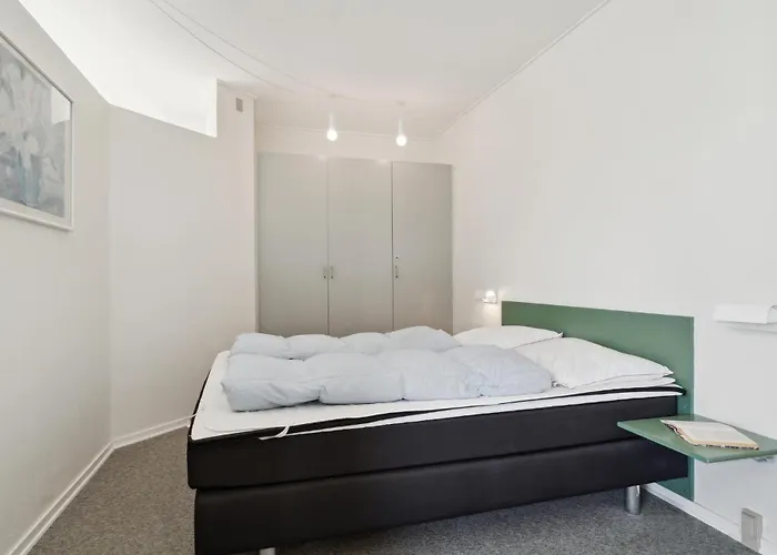 2 Bedroom Gorgeous In Appartamento