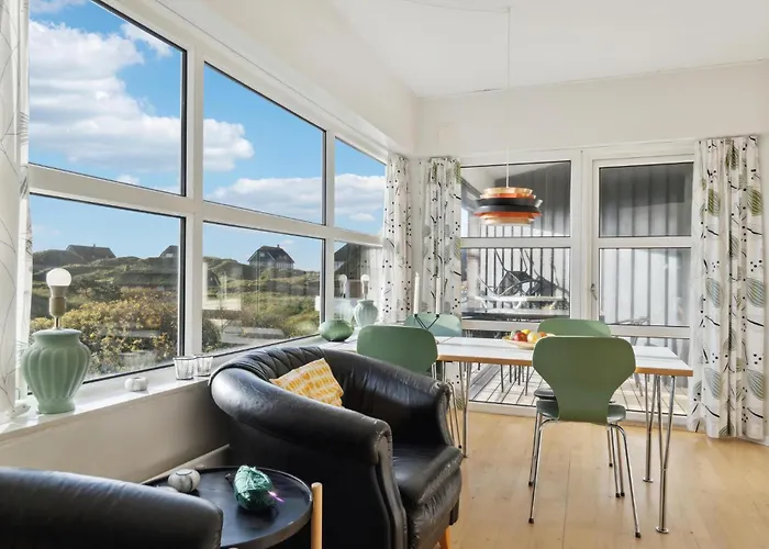 2 Bedroom Gorgeous In Appartamento *